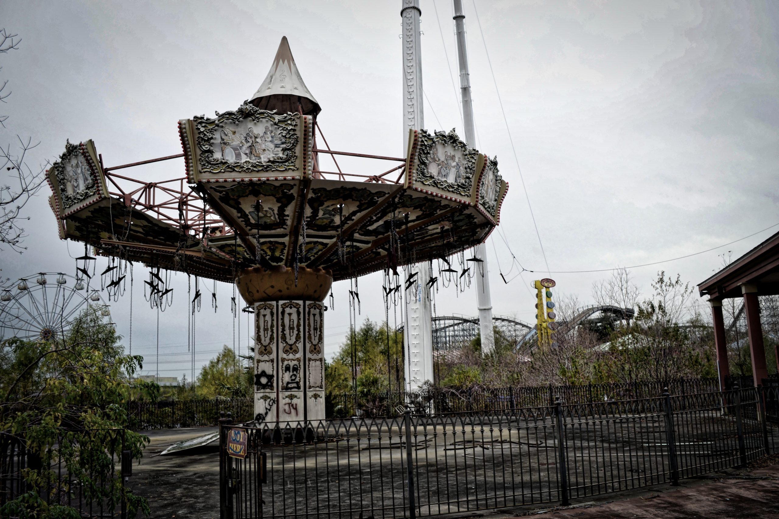 Six Flags New Orleans