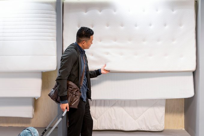 This Handy Cheat Sheet for Mattress Sizes Will Help You Choose the Best Bed for You and Your Space