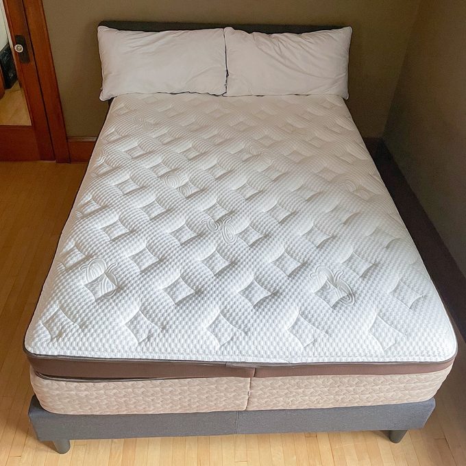 After 16 Months of Testing, Here’s Our Editor’s Review on the Helix Midnight Elite Mattress