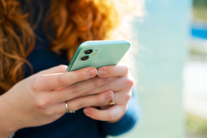 12 Things You Should Never Do Over Text Message