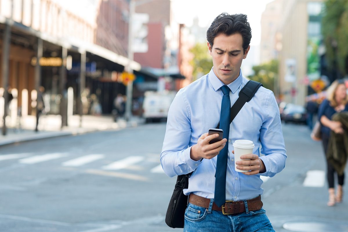 12 Things You Should Never Do Over Text Message Gettyimages 500838674