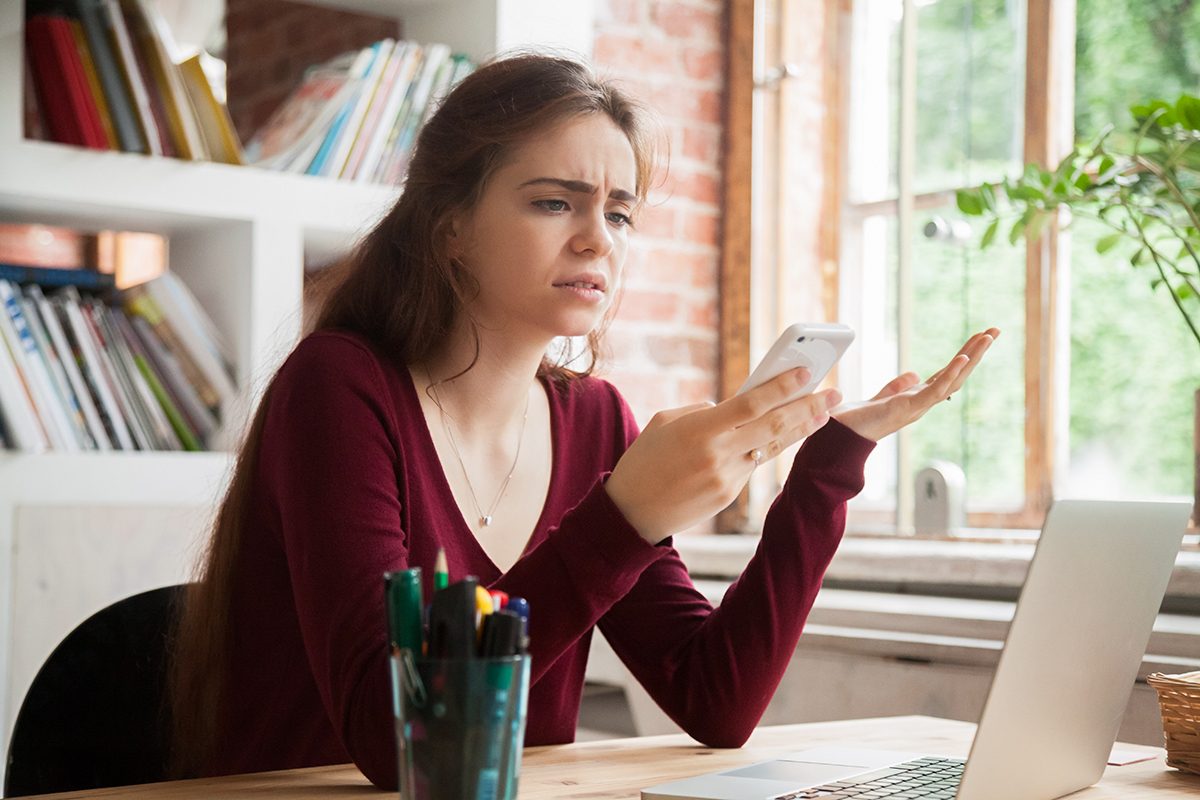 12 Things You Should Never Do Over Text Message Gettyimages 913812178