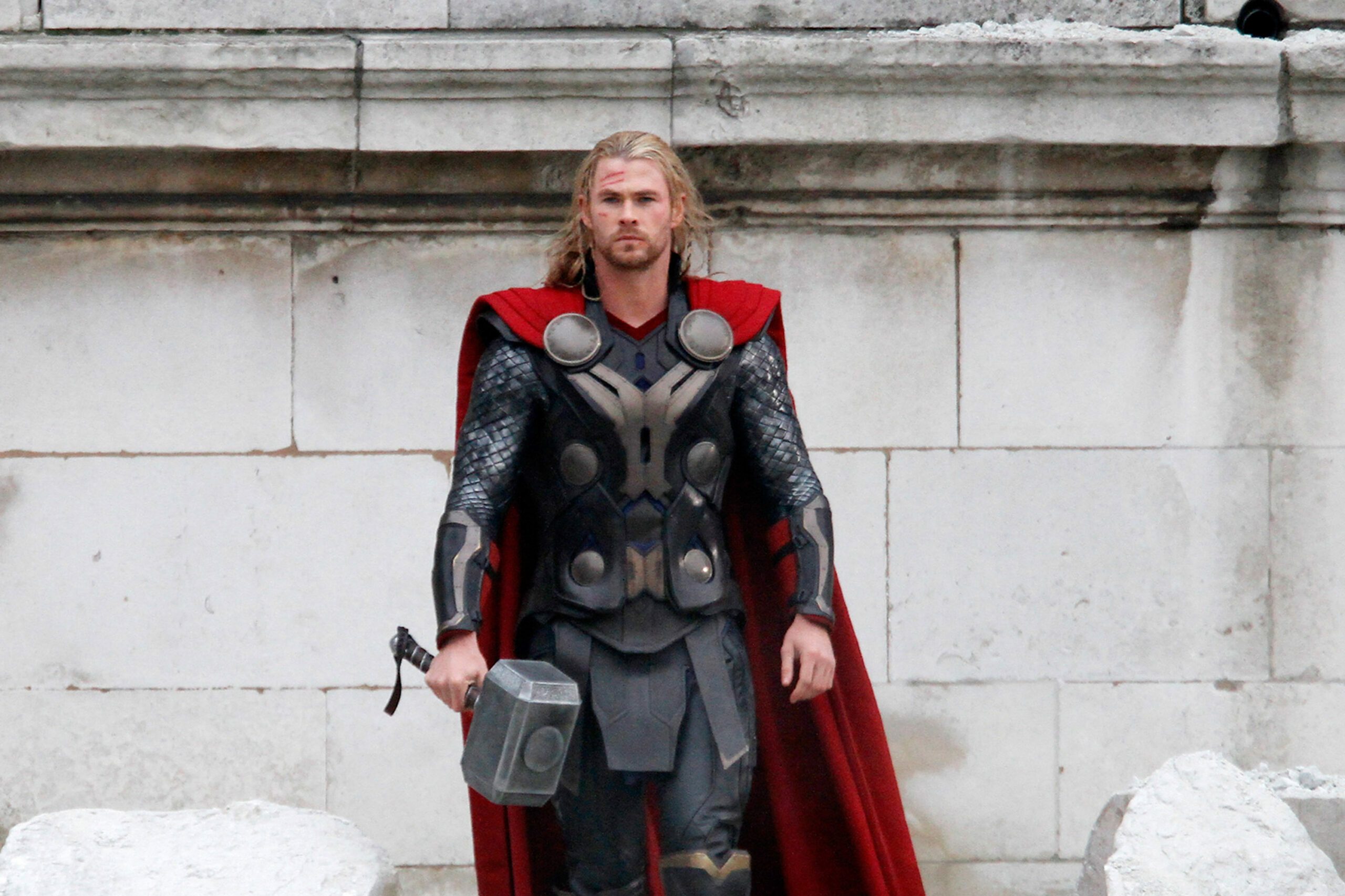 Set Of 'Thor 2' Sightings In London - November 16, 2012