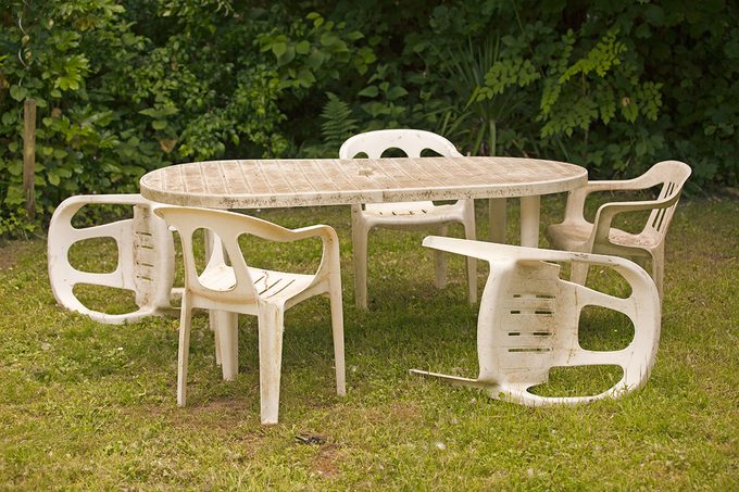 10 Things Professional Organizers Say to Toss at the Start of Summer